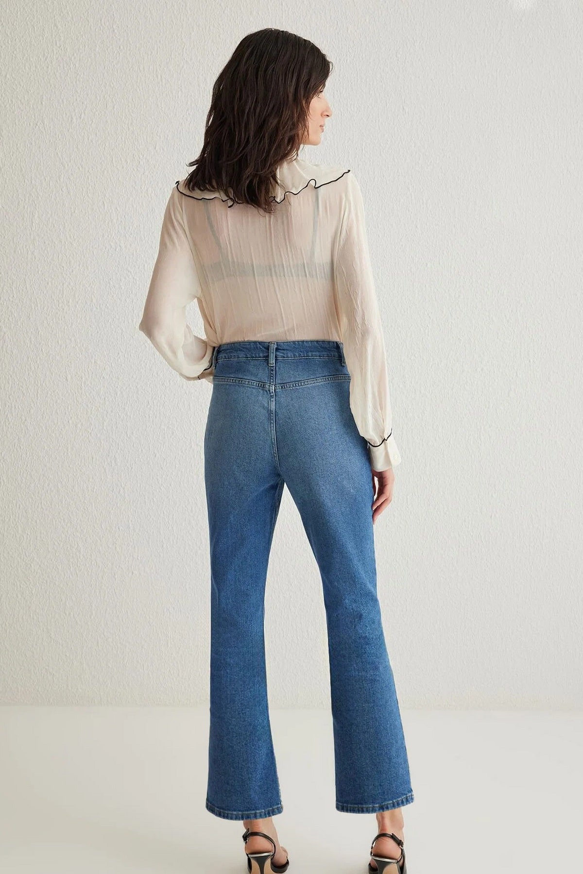 Jeans TWOSS25JE00031 - plava [djesi-src-749a28e5266f677f5ece64db2791defc18f9df0dac84cf7d22affe8c238e08f2]