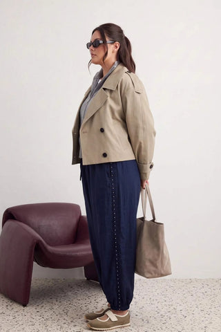 Pantalone TBBAW27AR00014 - teget [djesi-src-86047326e8cf98aa4609028a412772a479c0c9808d87f8d6ace1b632f134eae5]