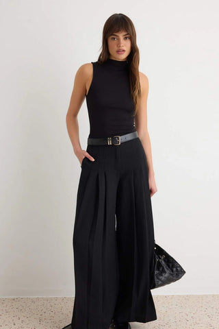 Pantalone TWOAW27PL00121 - crna [djesi-src-5a48141ae873bb33d8fa49a27d803425a44f687495db594e038d3c0b90526259]