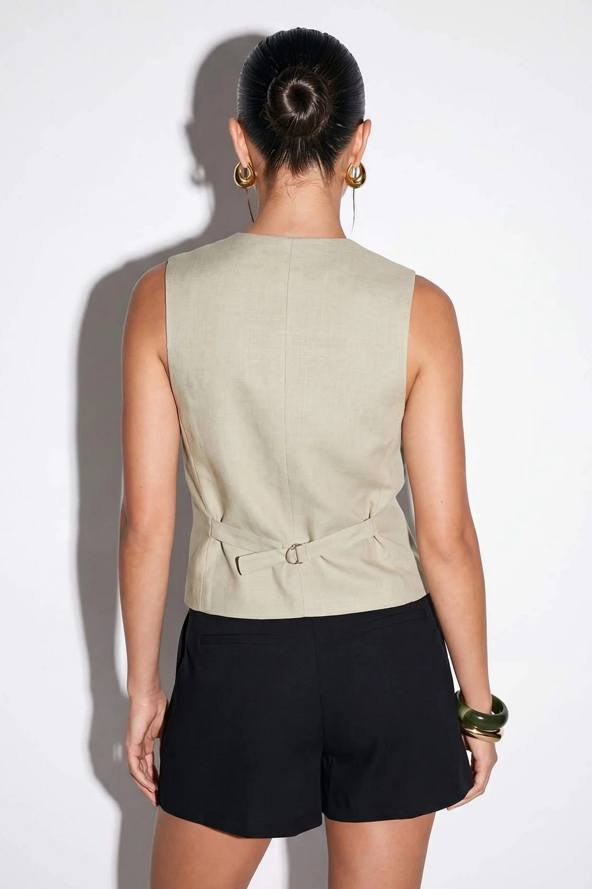 Prsluk TDRSS26YE00002 - khaki [djesi-src-96d08e1dfceca44055911144dbe7232fd8aca8770634772f5d10f01f15d36288]