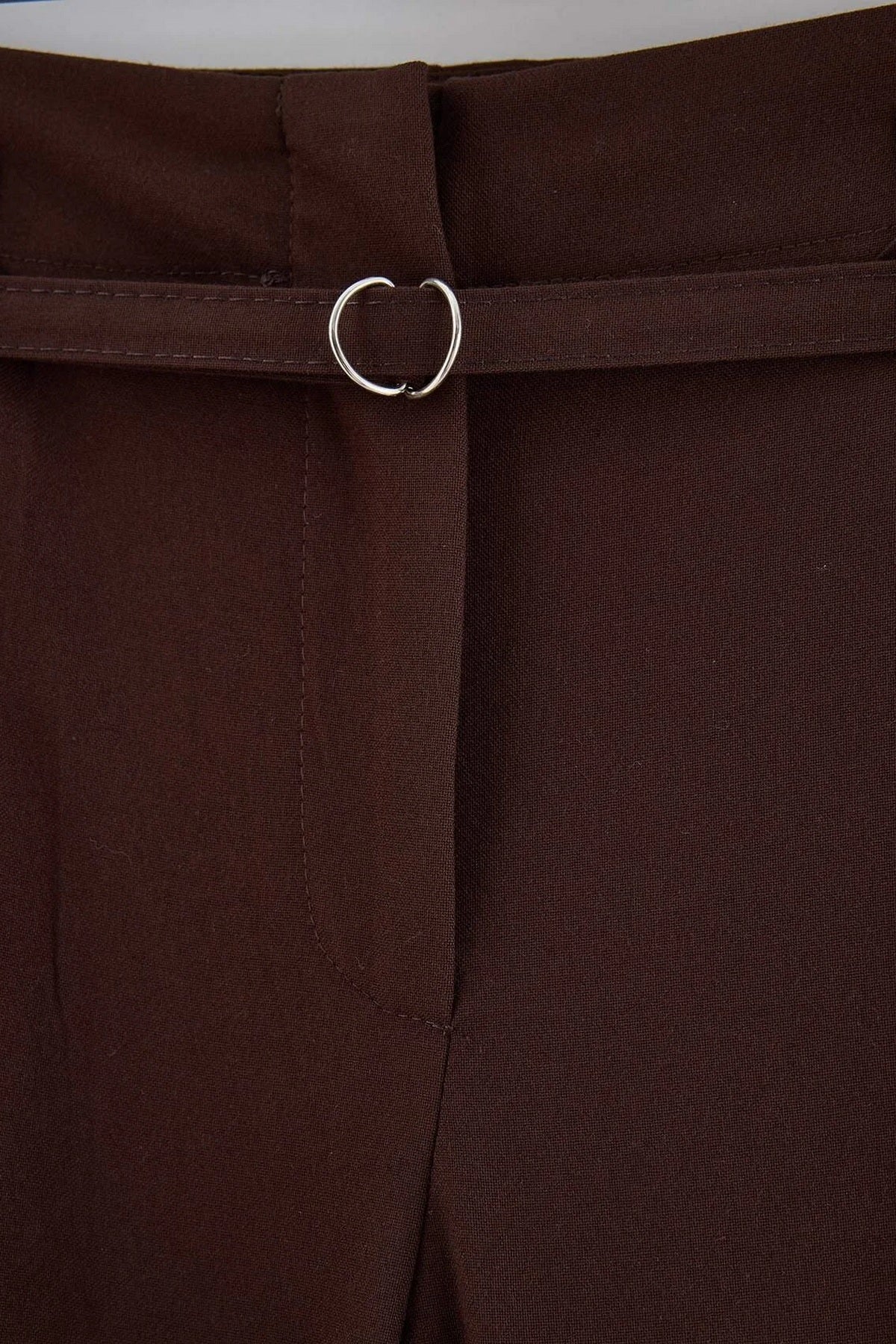 Pantalone TBBAW27AR00024 - braon [djesi-src-749e501fd6c6c9bdb6a39051db85c4e17da23c5de509536e6883770f6fdb2559]