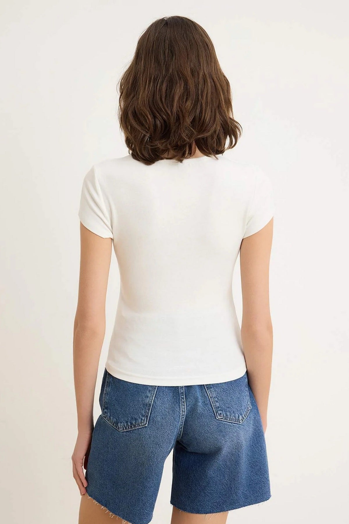 Majice TWOSS26TS00243 - ekru [djesi-src-513c37811b8f8d4c877d3ff485874a259840defe13c2f7b84e4a1a05e3fcf8da]
