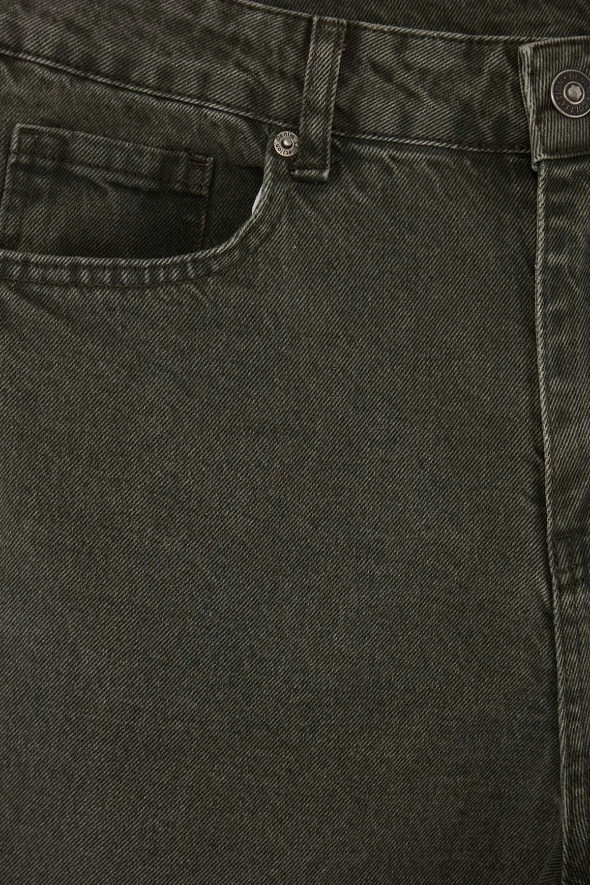 Šorts TMNSS26SR00017 - khaki [djesi-src-ed76654a9360842ca1862ba0c4d4f69f7ed414089c16e9790f8be1ea0d341c59]