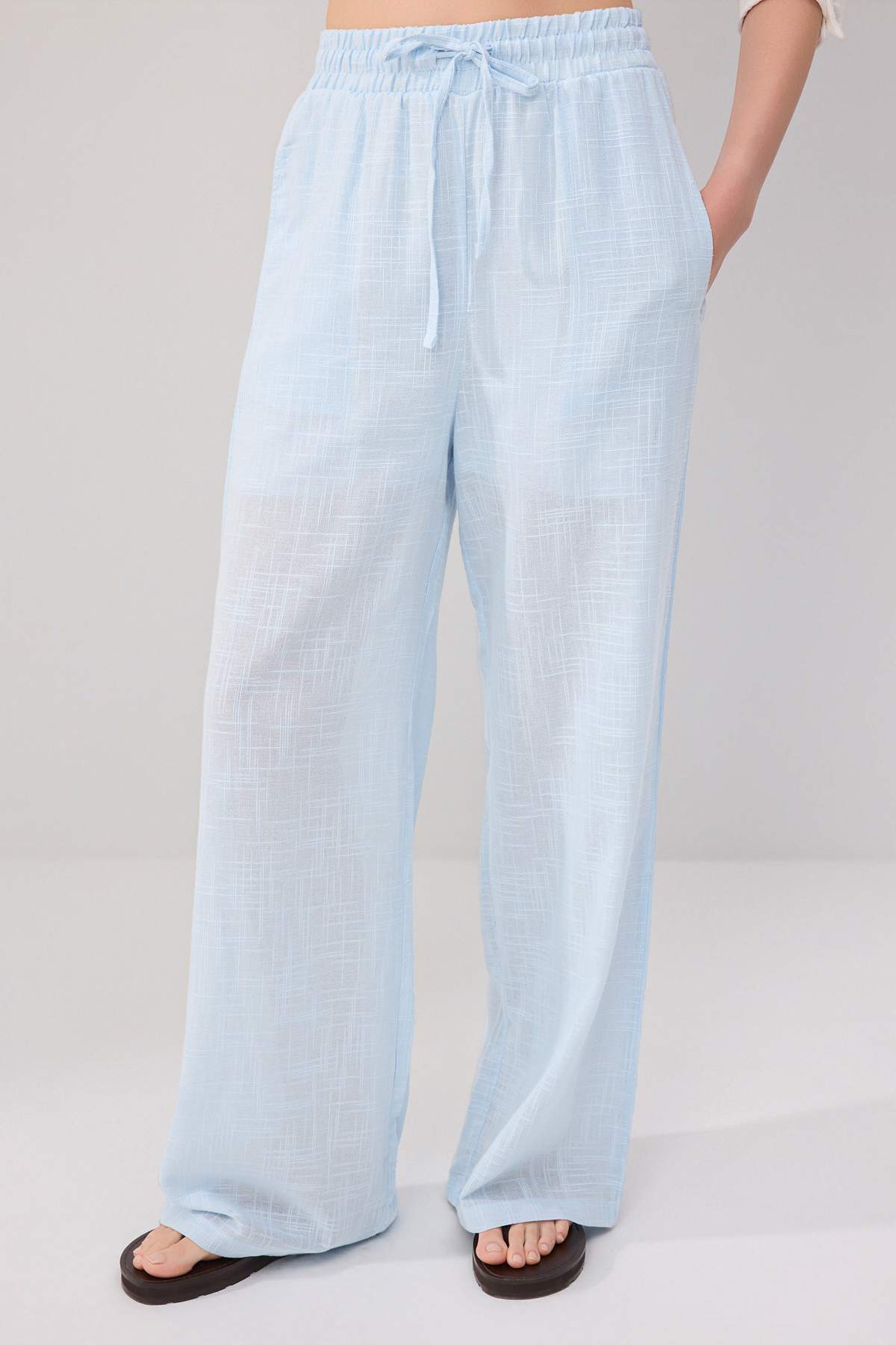 Pantalone TWOSS25PL00121 - plava [djesi-src-f772d8baaabf0c88c99398855e3edc034c39f840dbe75e6519b750af00ffd736]