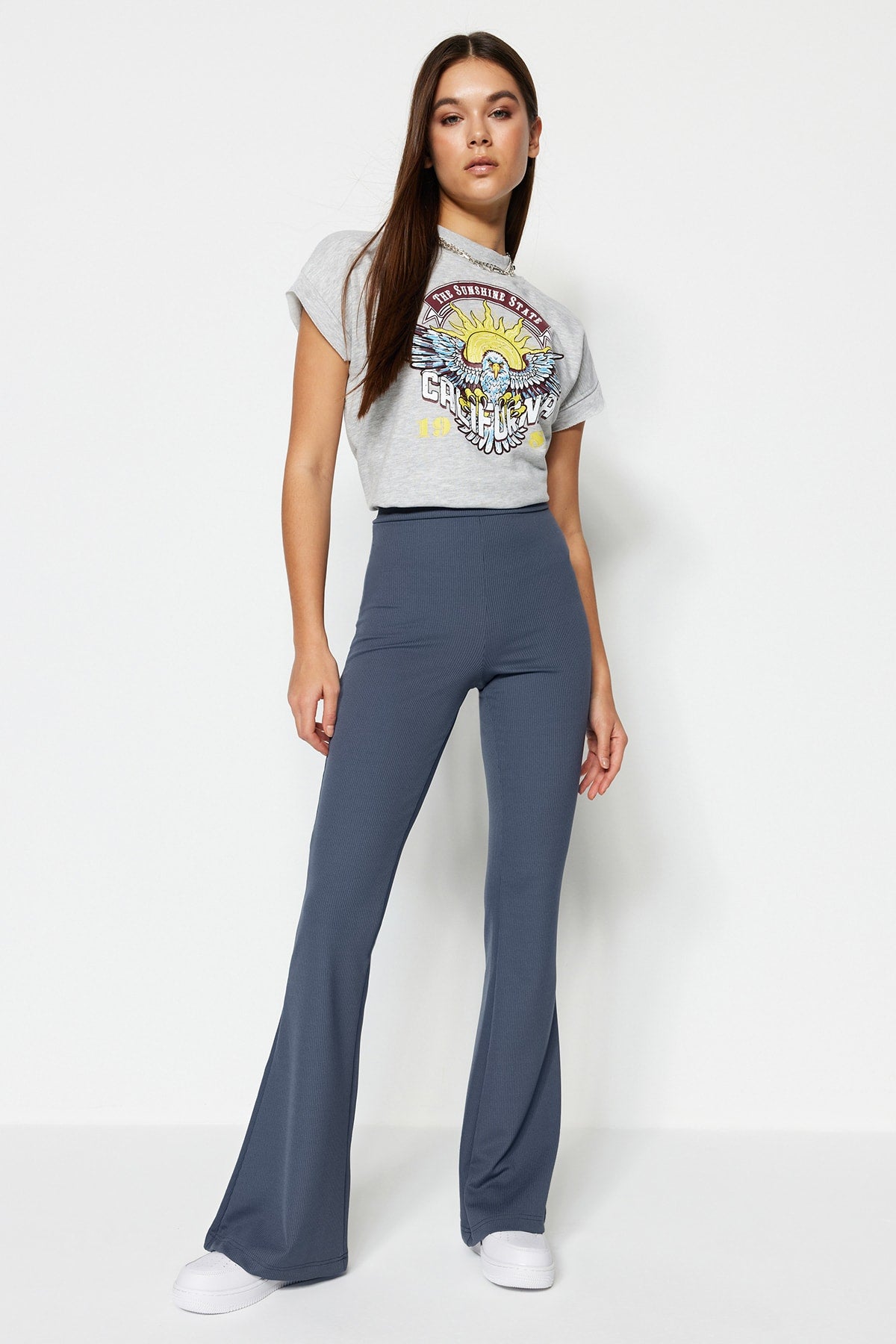 Pantalone TWOSS23PL00135 - siva [djesi-src-bd1aa2b9347dbd26989b8a0c668a2d485017be6f7e06d01290a87cb3c39182ba]