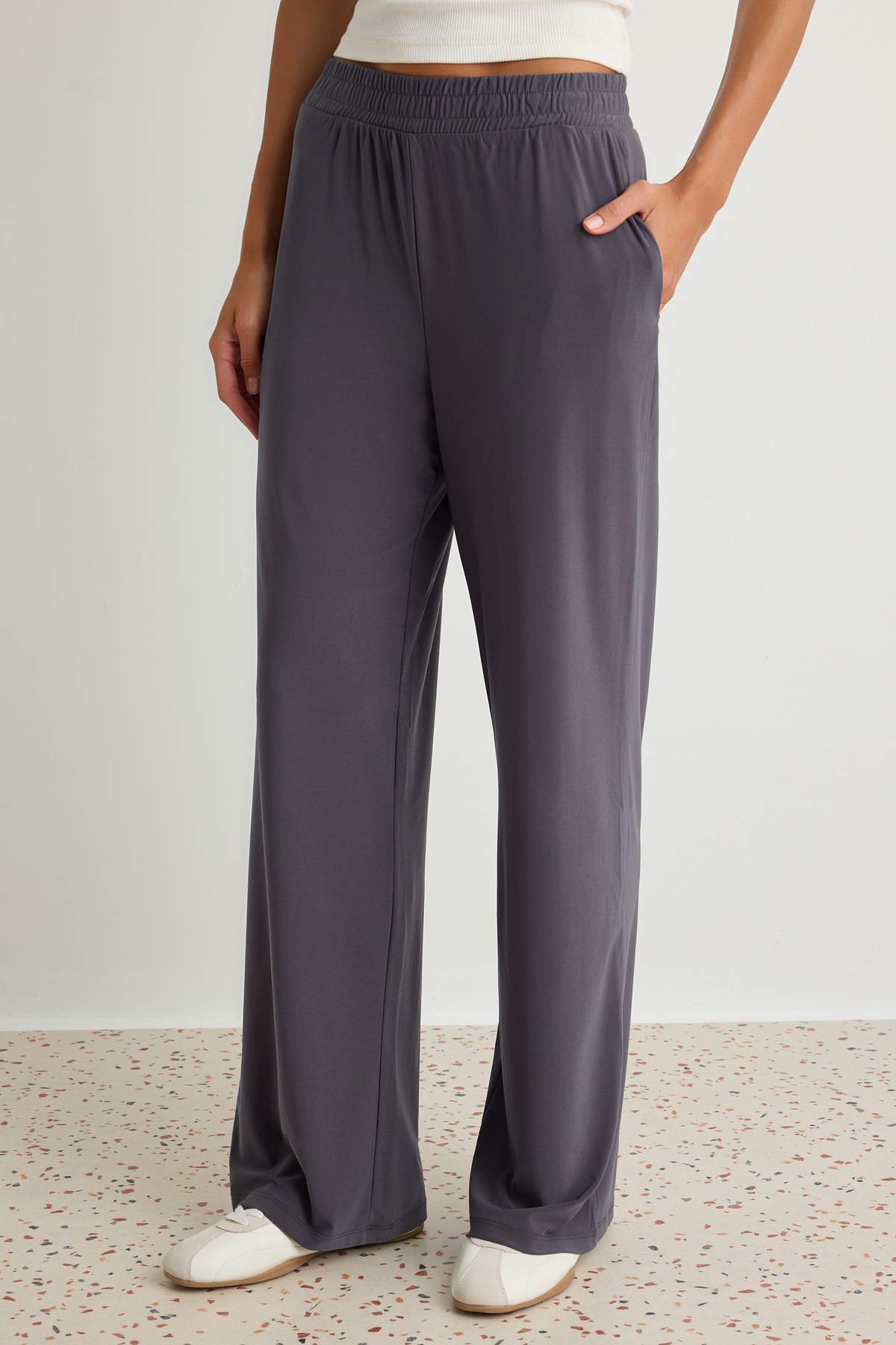 Pantalone TWOSS23PL00129 - siva [djesi-src-75f87bf66cb4918f70e627b2141e0df25a81ab4d6f40dfa752b9ecf1b0c9a109]