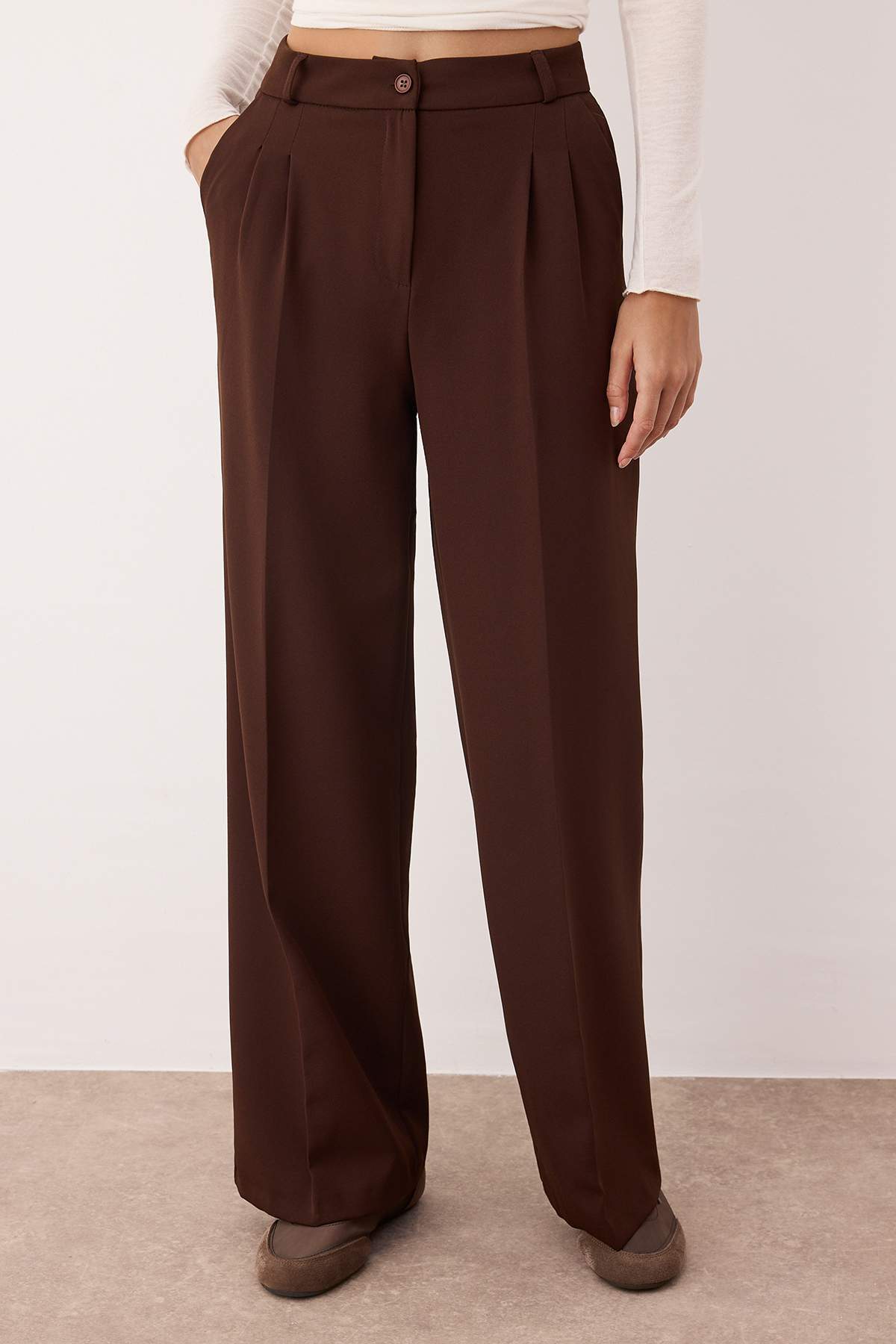 Pantalone TWOAW25PL00109 - braon [djesi-src-a5a9dd8017ad99841d88af42fb8714b575fdbbe4e611250c22772397aa96f68f]