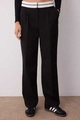 Pantalone TWOSS23PL00150 - crna [djesi-src-745a45180a85ad159fbc2aa912c19c1790e0ad7b3144f2dcd8e2925f542f5a4b]