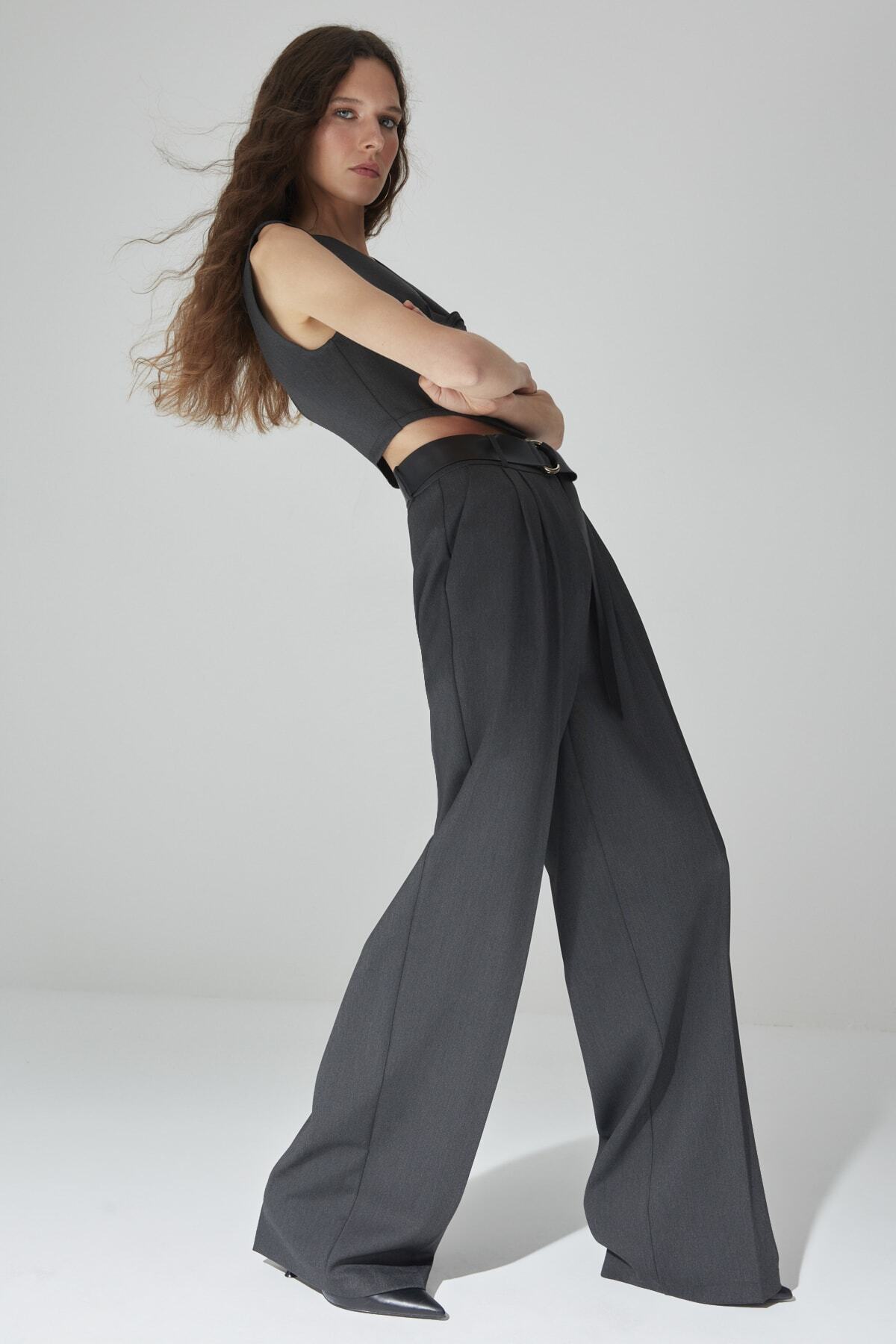 Pantalone TPRAW23PL00016 - siva [djesi-src-44073aef715f9ba366d2440acbe3bce3f6ac3ec423a1820661f9d6514a38afc6]