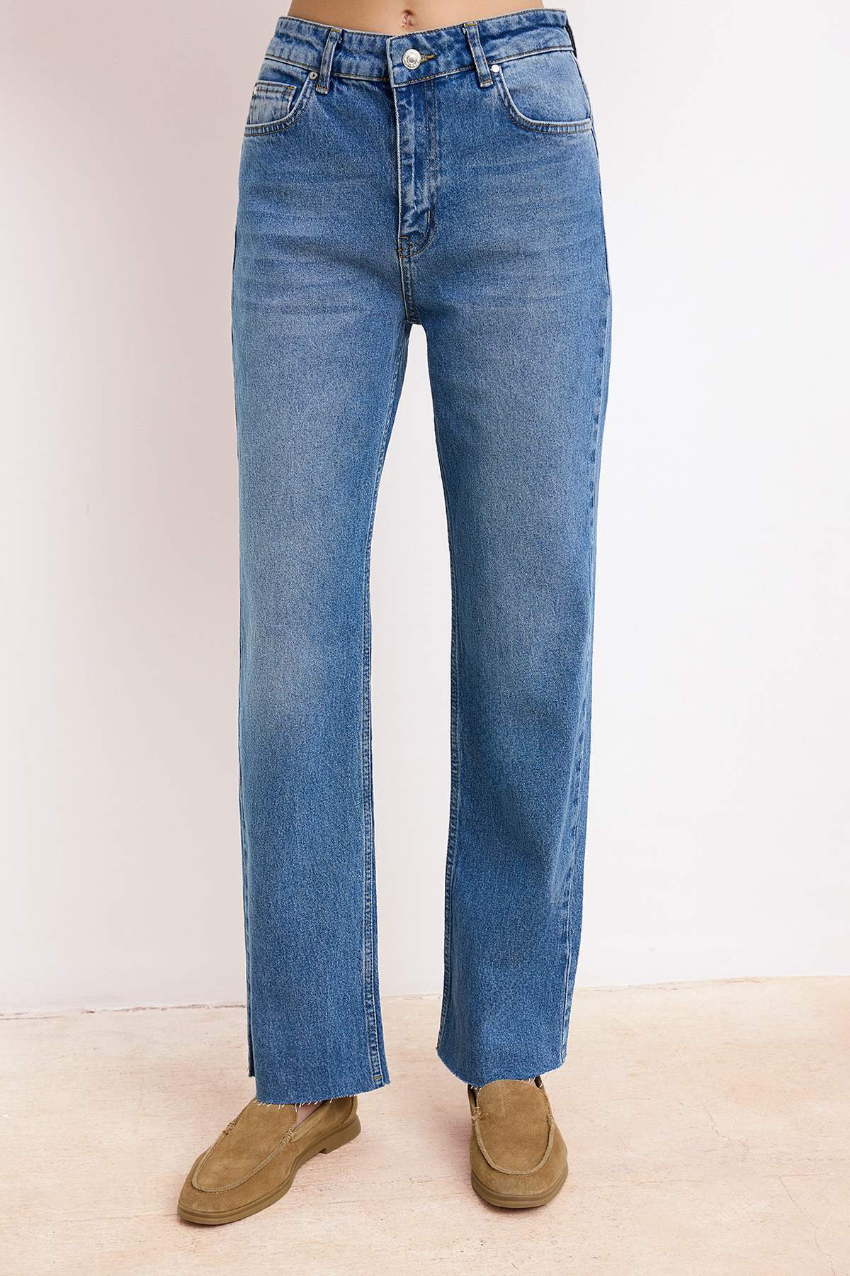 Farmerke TWOSS26JE00094 - plava