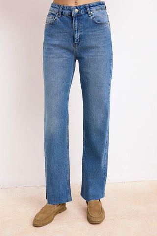 Farmerke TWOSS26JE00094 - plava