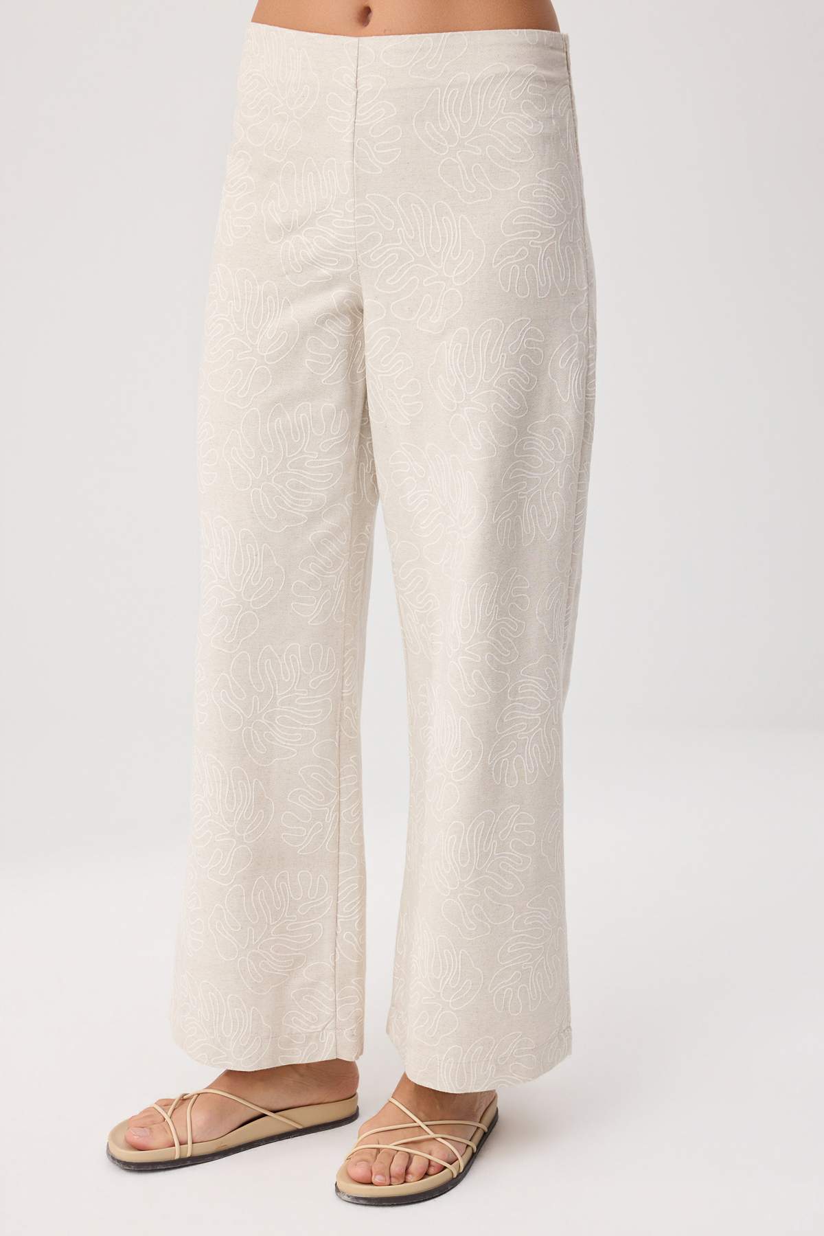Pantalone TWOSS26AU00173 - bež
