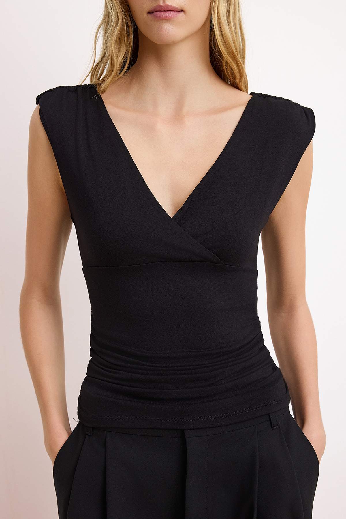 Bluze TWOSS26BZ00093 - crna