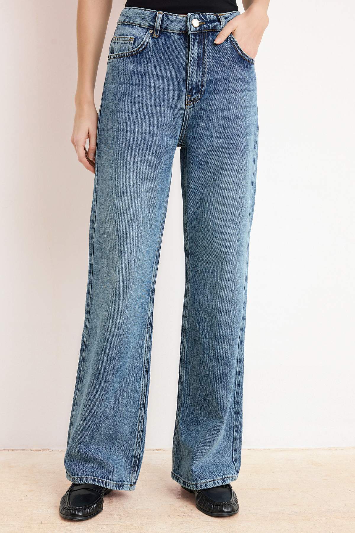 Farmerke TWOSS26JE00134 - plava