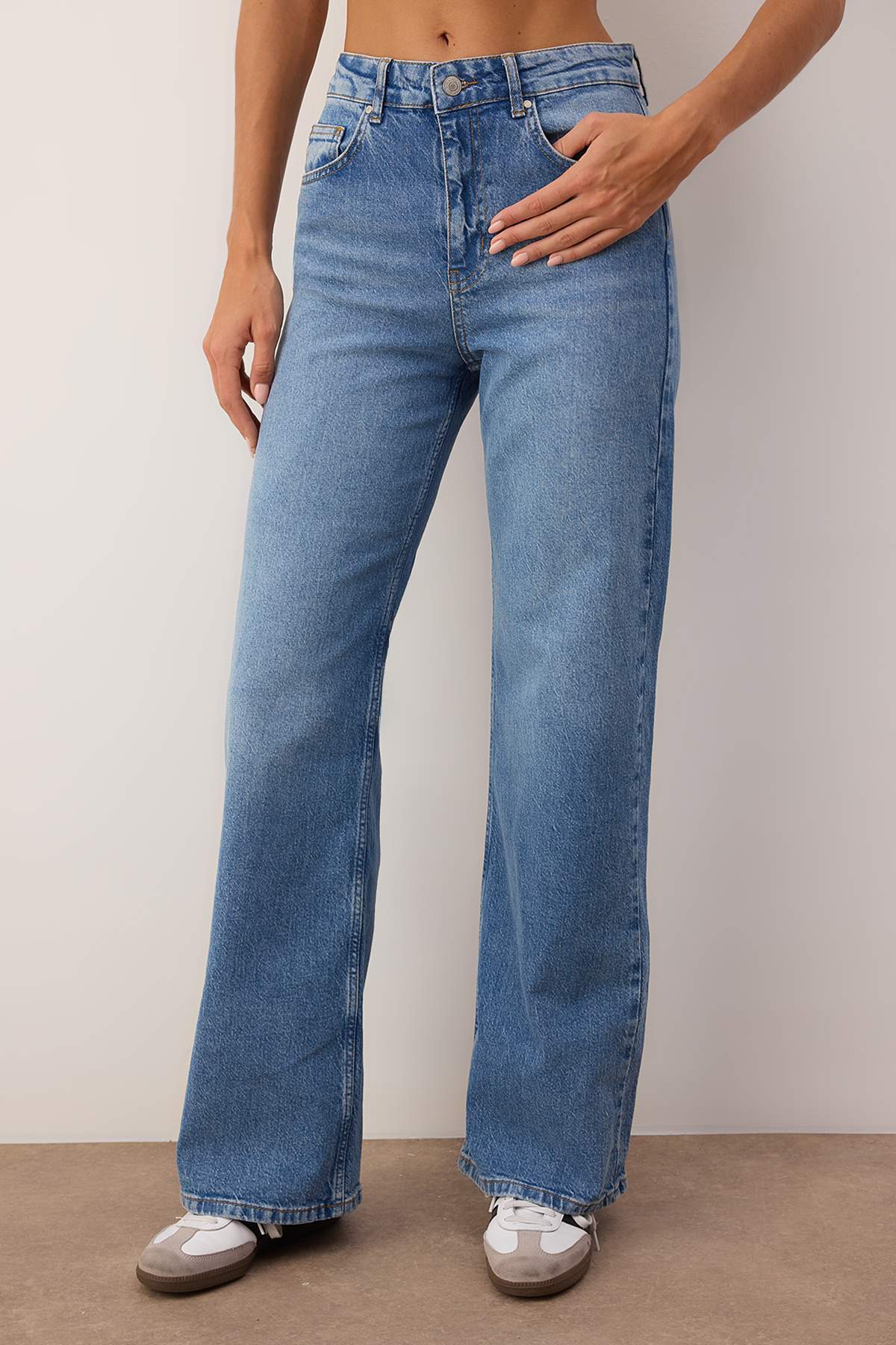 Farmerke TWOAW26JE00252 - plava