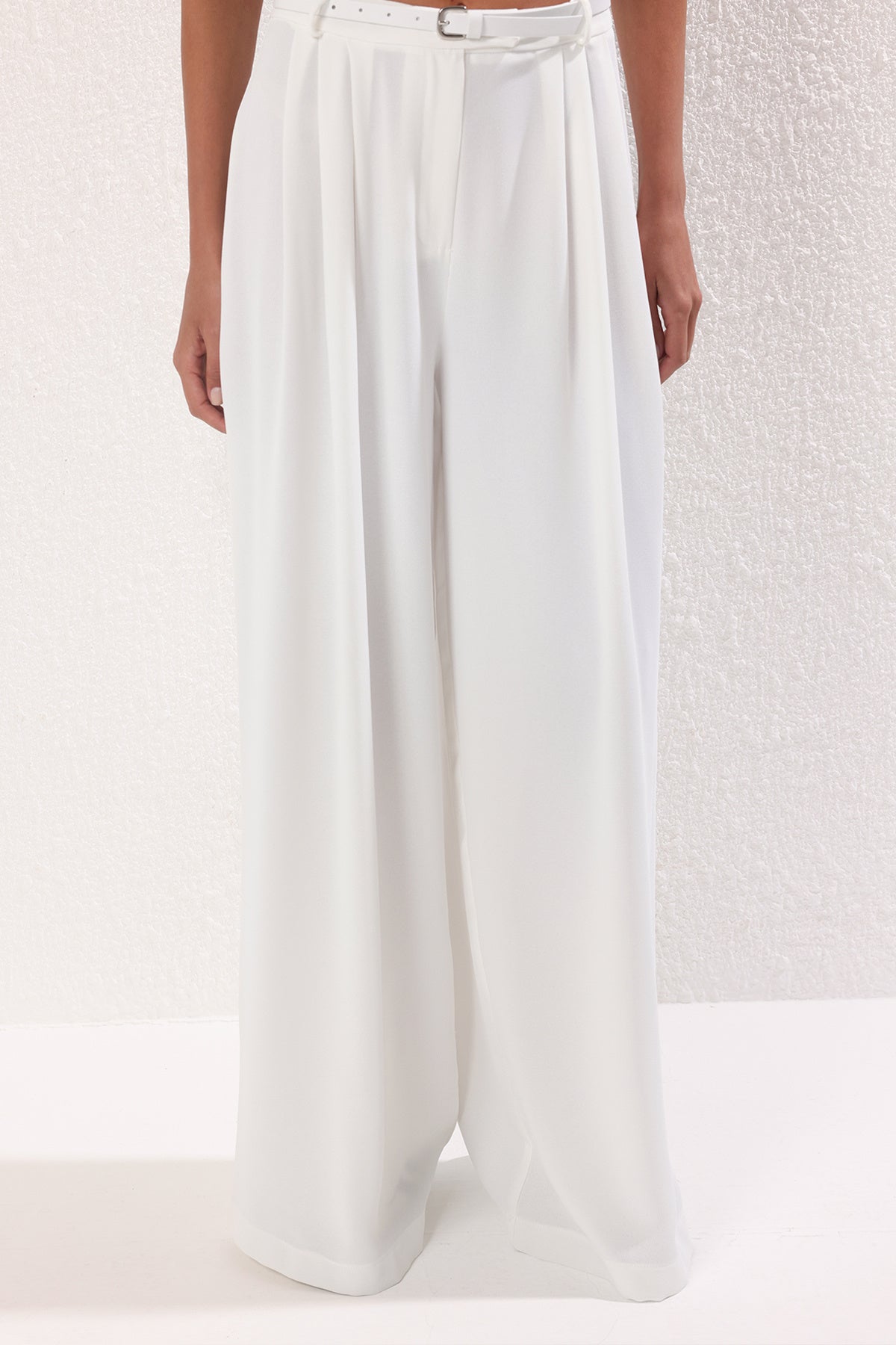 Pantalone TWOAW25PL00032 - bijela [djesi-src-05d3919a939a2f7afd19bcd81afb151a7b8bb939277d1f1ad03ff314e6e58419]