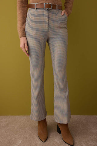 Pantalone TWOAW26PL00045 - braon [djesi-src-8919086fa85b84ba80eff00814eb1b78fffc6e070ee11d3bf966becc7416a4ad]