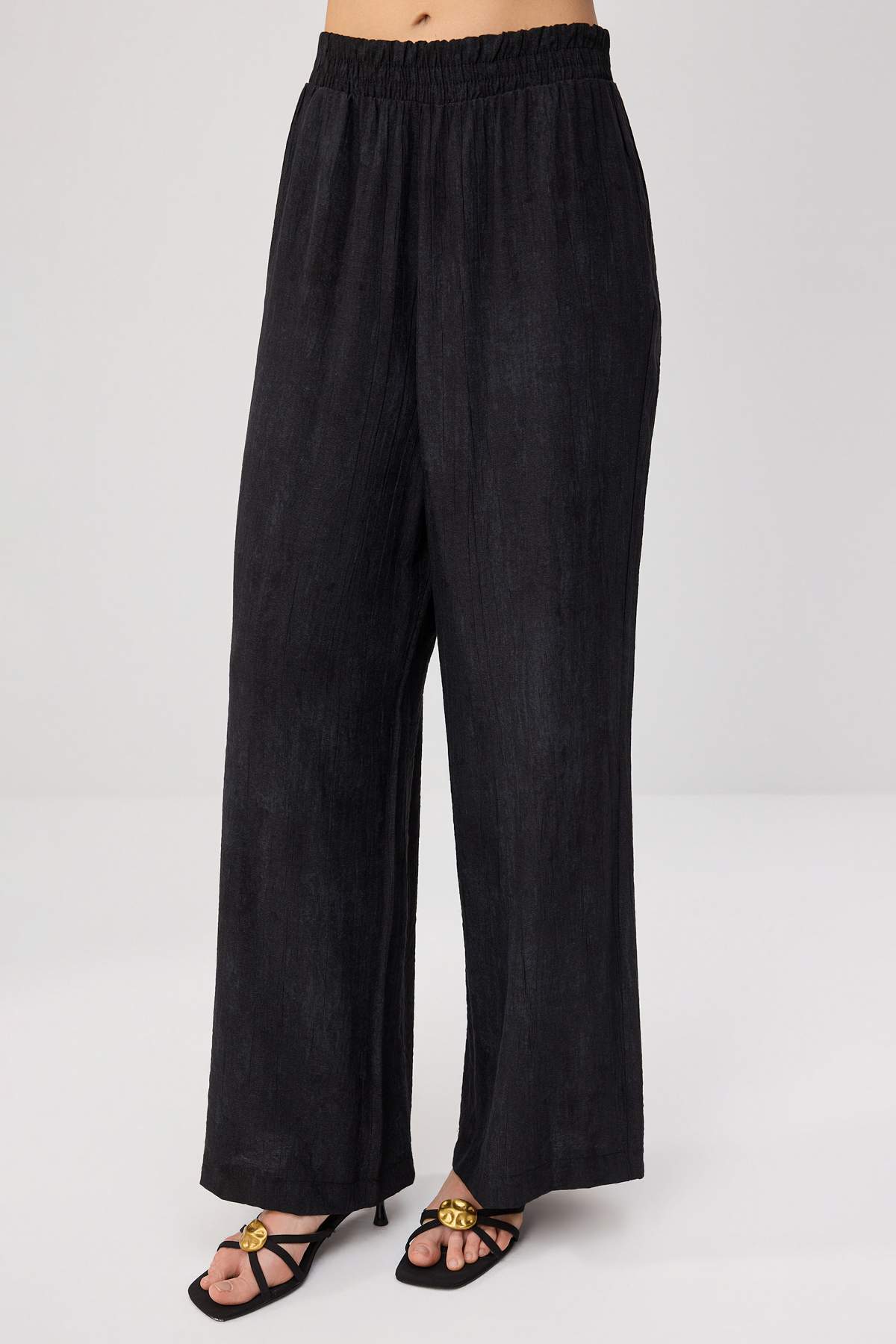 Pantalone TWOSS26AU00274 - crna