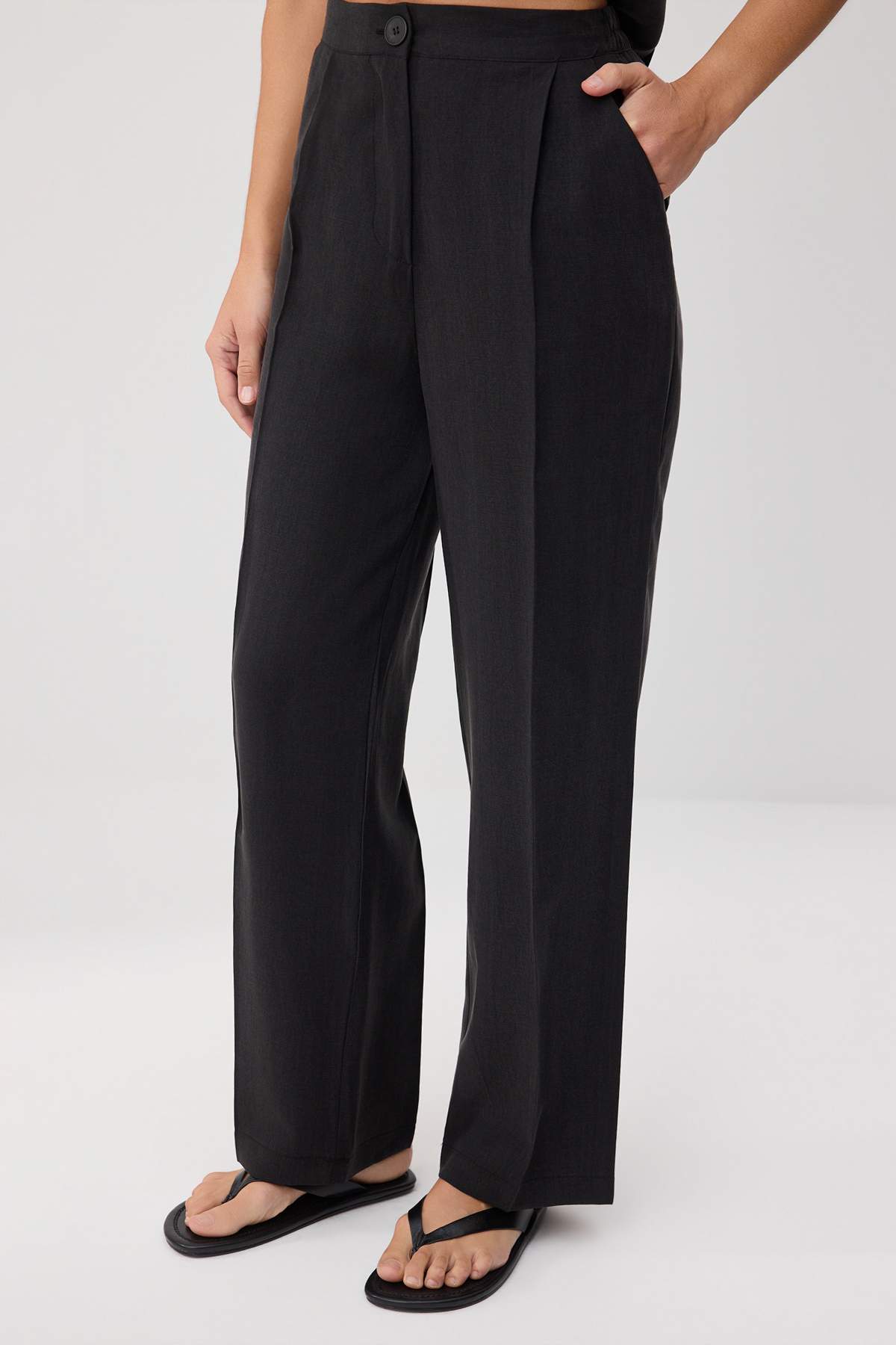 Pantalone TWOSS26AU00203 - crna