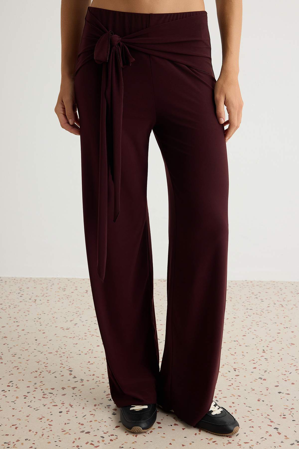 Pantalone TWOSS26PL00244 - braon [djesi-src-242a30b8602678558029a13bacf641a334a405586a9a5fead490376a08fc2e16]