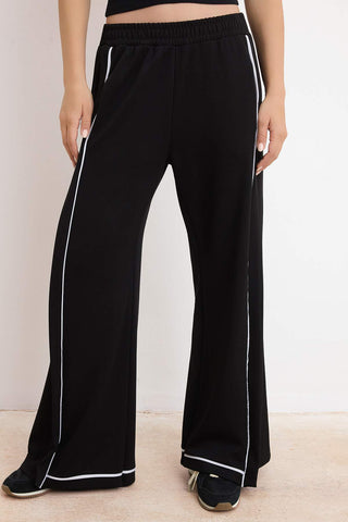 Pantalone TWOSS26PL00138 - crna [djesi-src-a9de38baca148bbf02d306895a1691ad45f808da5bba36d1457110240ff4d7ff]