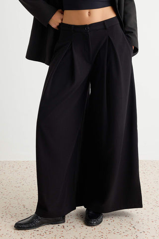 Pantalone TWOAW27PL00049 - crna [djesi-src-b765f46303b2c3d19595837c511029ac6b2d4f8b93294e610146034d4a09646e]