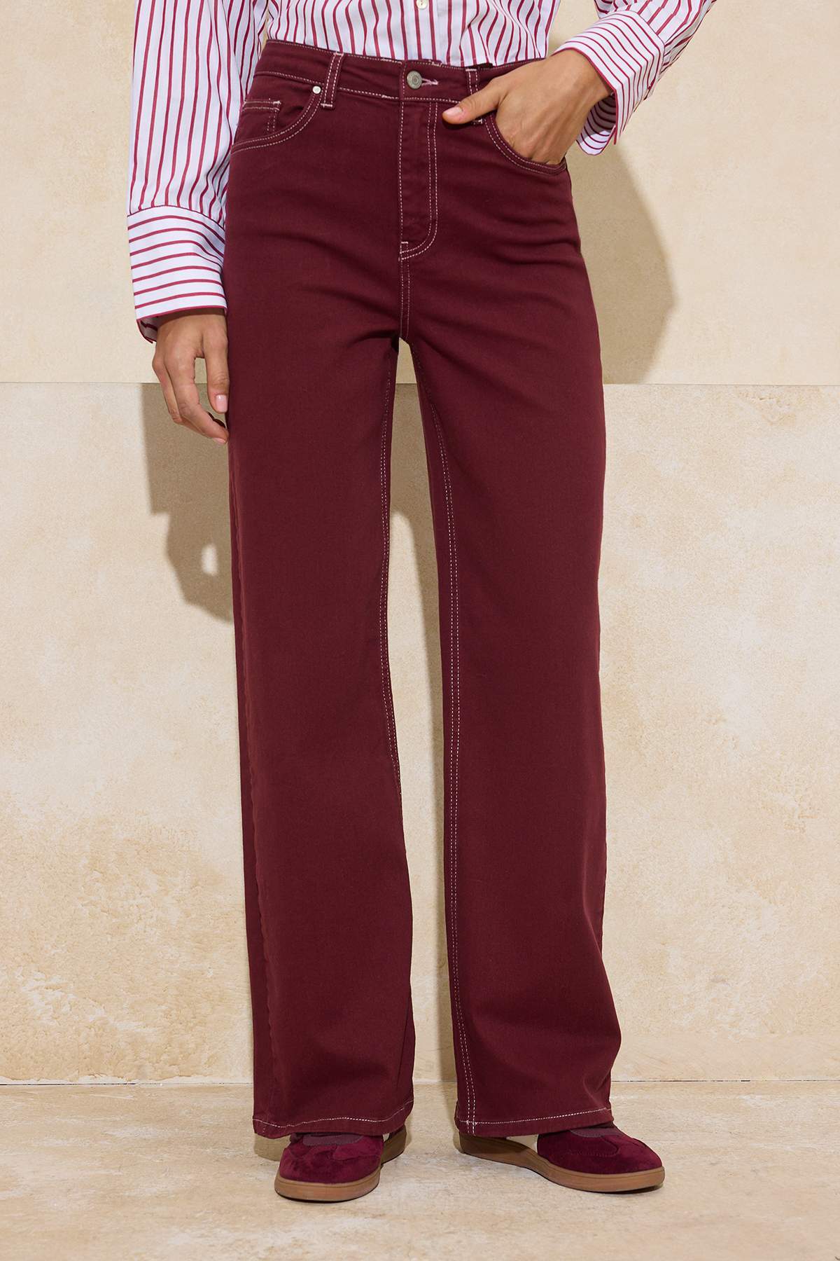 Farmerke TWOAW26JE00299 - bordo