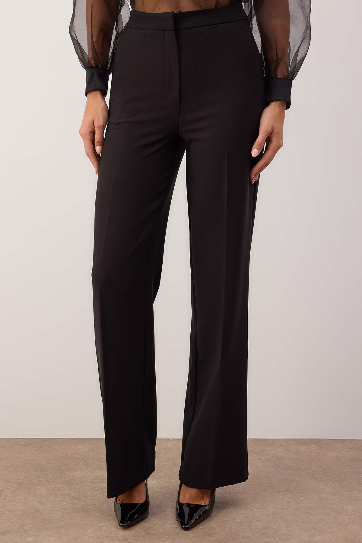 Pantalone TPRAW22PL0402 - crna [djesi-src-7565e8b0b5a5e1a0785d70d5bc2a72b3e8ffd5e5504234fea7ab996da305872a]