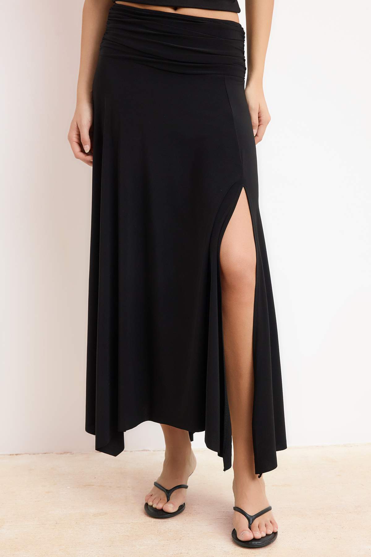Suknje TWOSS25ET00068 - crna [djesi-src-9764d12aa3fbac5e4b85c1a7583b62534da5483e6b2cbe6523fd619d2d0e632a]