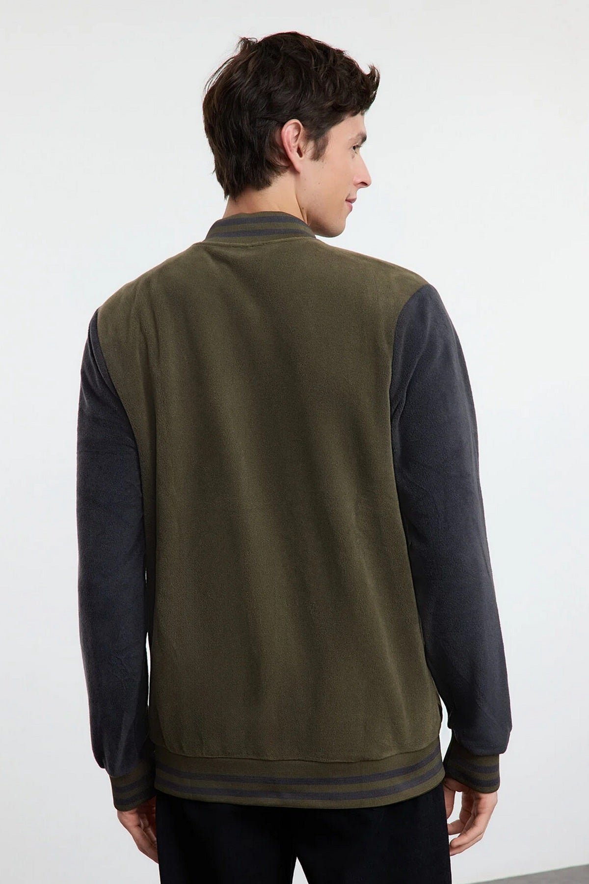 Jakna TMNAW25MO00047 - khaki [djesi-src-2cd8f3f2c8bdd7eee3b5ae7460609c3f61c3cfccb23a8f3c69c8361794136f78]