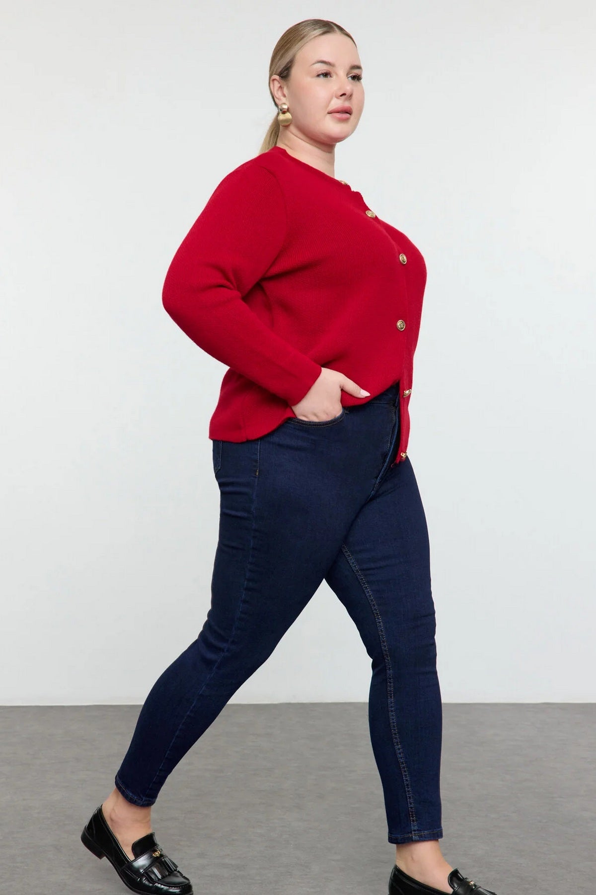 Jeans TBBSS22JE0075 - plava [djesi-src-8fefdbb3c3ee0d432c4e2a1b568f886039a9044369a326052c4c982c4e724c59]