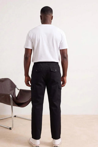 Pantalone TMNSS26AR00006 - crna [djesi-src-90b3210535d79354e6270ed5b9a0ad11a80f187b8e971e872a36e2b41a23ab56]