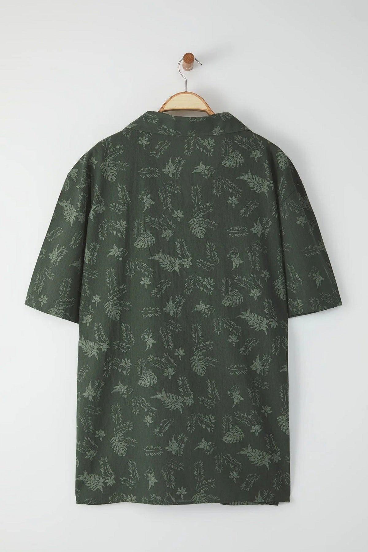 Košulja TMNSS25AX00005 - khaki [djesi-src-f6c16048f88e5e2e233fd79663f0a8b7c771e1a9567afb822c596c72a778ac34]