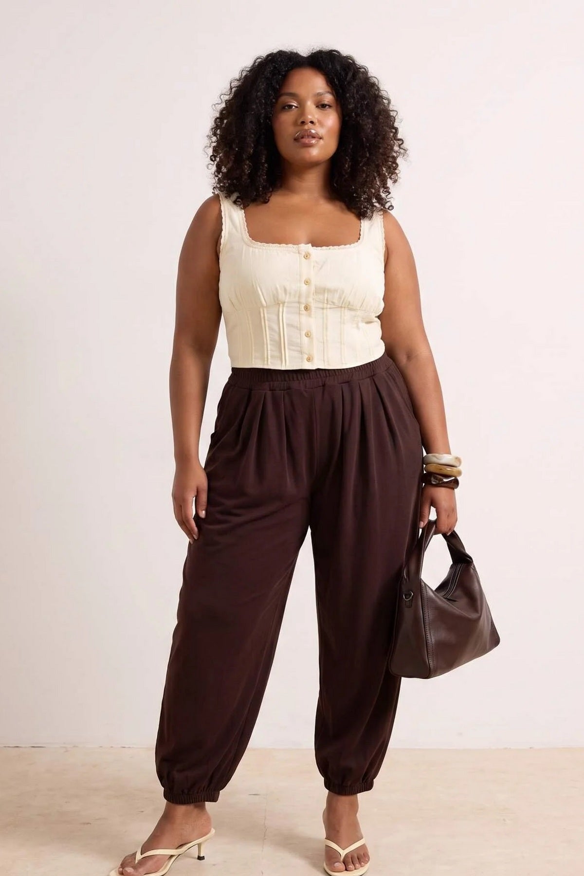 Pantalone TBBSS26AR00052 - braon [djesi-src-48416d19e318facd5cf574347576ef0d23f0cd75a2530c4ffcaebe20e47ff55e]