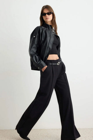 Pantalone TWOAW27PL00056 - crna [djesi-src-dbcf376b3b863eb851fac10e46fac438f47ea59820c94f8990fd62e765cfd4d2]