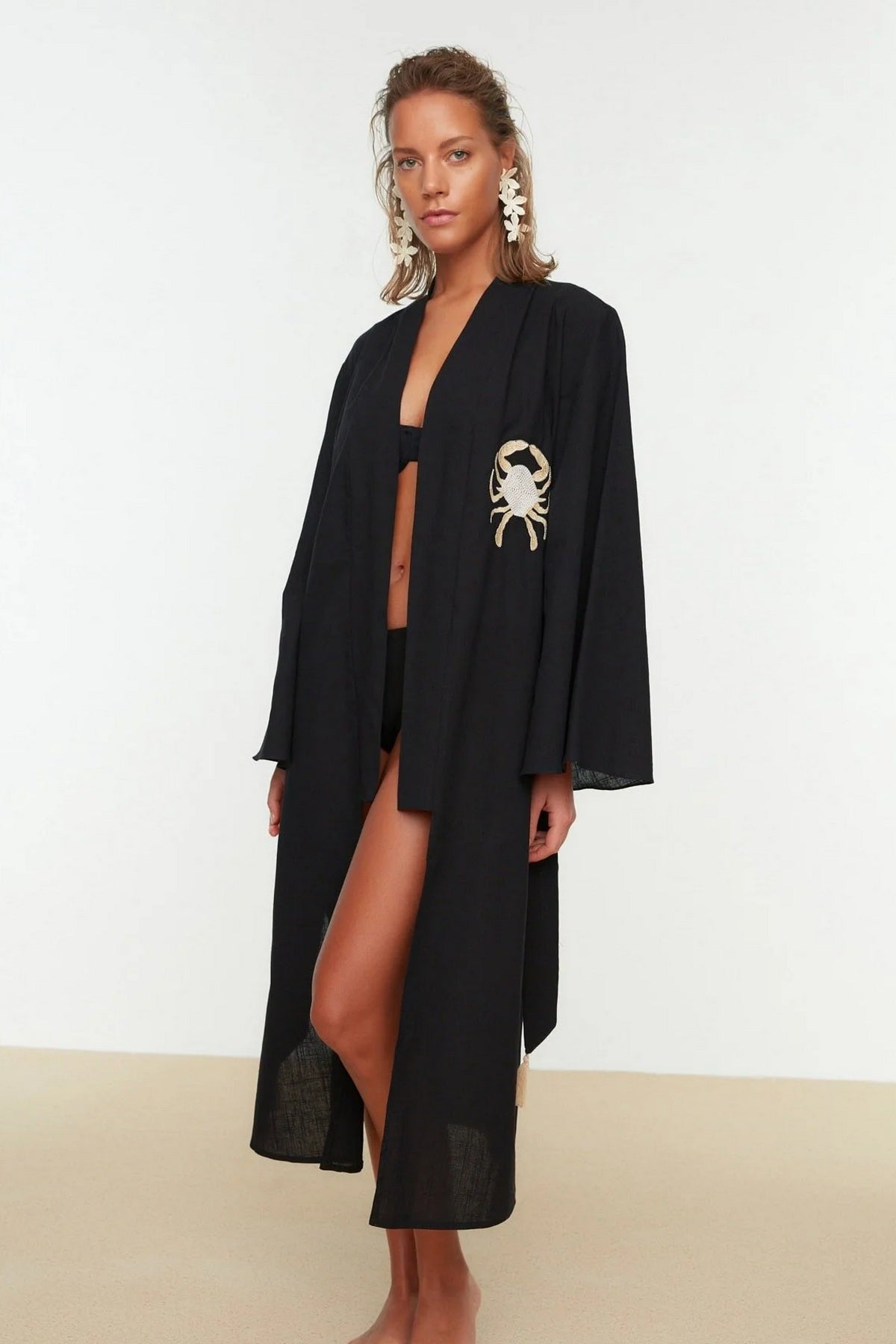 Kimono TBESS22KM0039 - crna [djesi-src-5260de7f9a4e09f450552d817e8fd17a96f1163dfca71c607ed2e6999e925fd2]