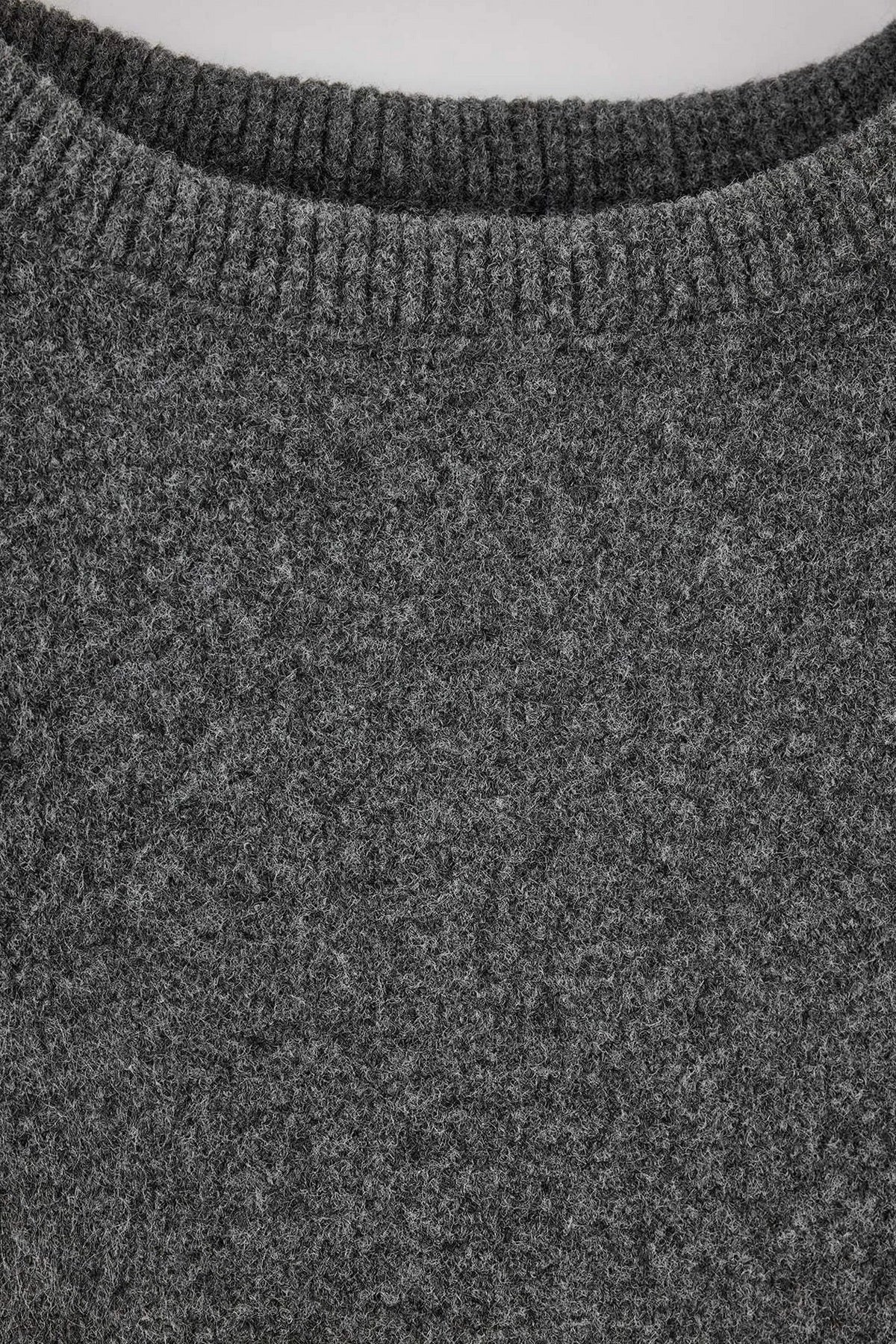 Džemper TBBAW27AN00092 - siva [djesi-src-066842eeecf7f3b7d72bf8f8ebcb1c8d1c72d7ff5e329a1311605967ffe3564f]