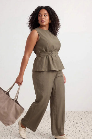 Komplet TBBSS26CP00035 - khaki [djesi-src-6e145ab6c491c2679a777cebab332298d7bf8a76bb7f1935e1052bd012dfd0b3]