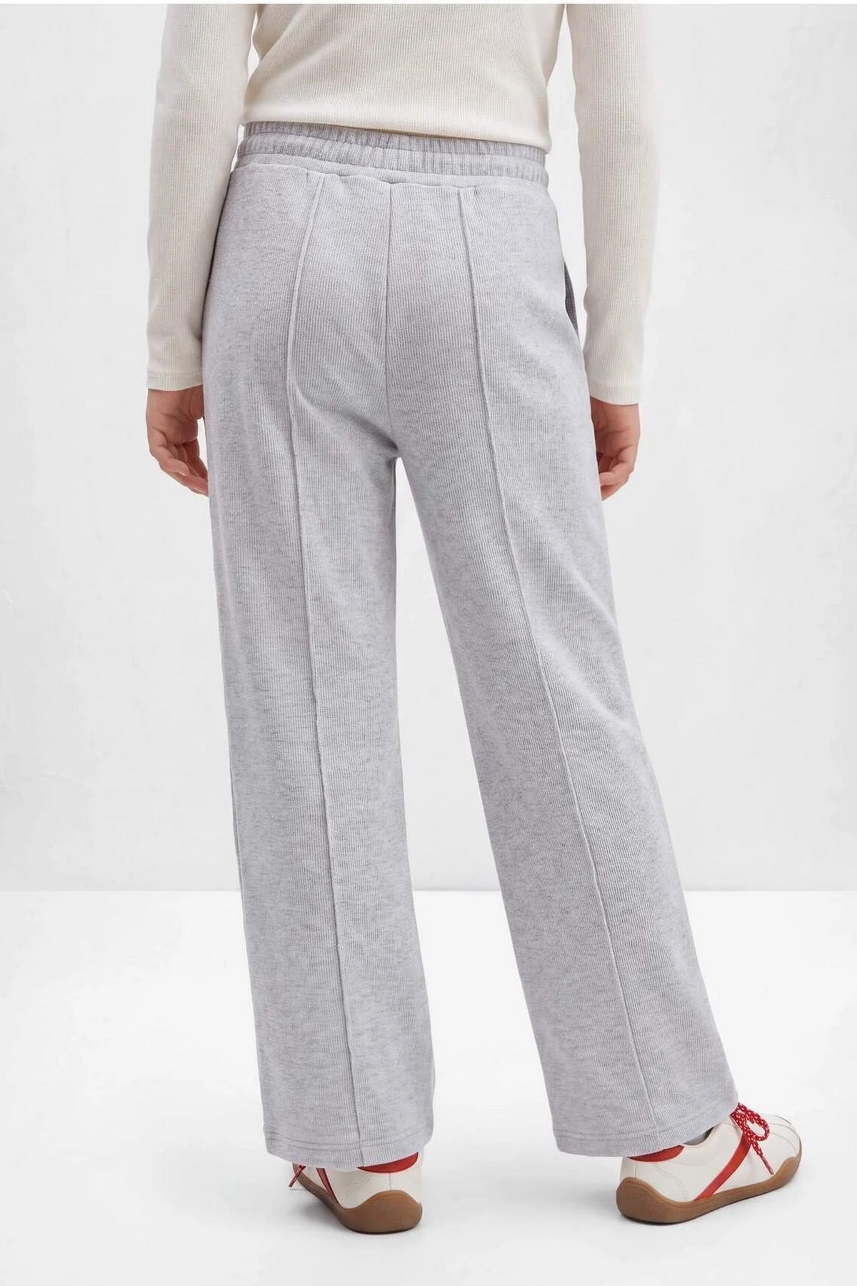 Pantalone TKDAW27PL00007 - siva [djesi-src-4315fd95a0286afe7f73f0dc4b1b56f89d2f4f4899a41c494691a446cb57a382]