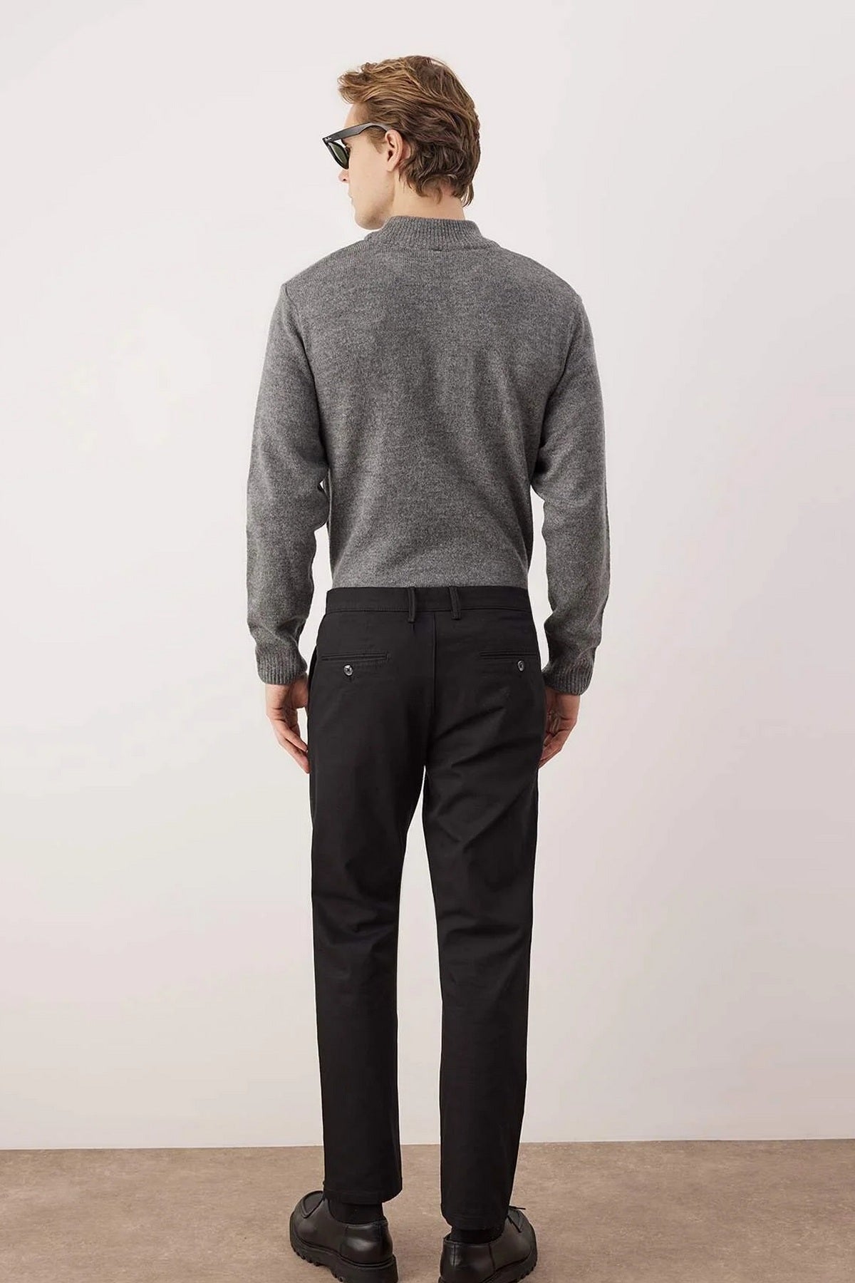 Pantalone TMNAW26PL00029 - crna [djesi-src-4f27e6c45230d6c22b7ec27b525bcbd888c0ec4b5912451fc916cb87415e978f]