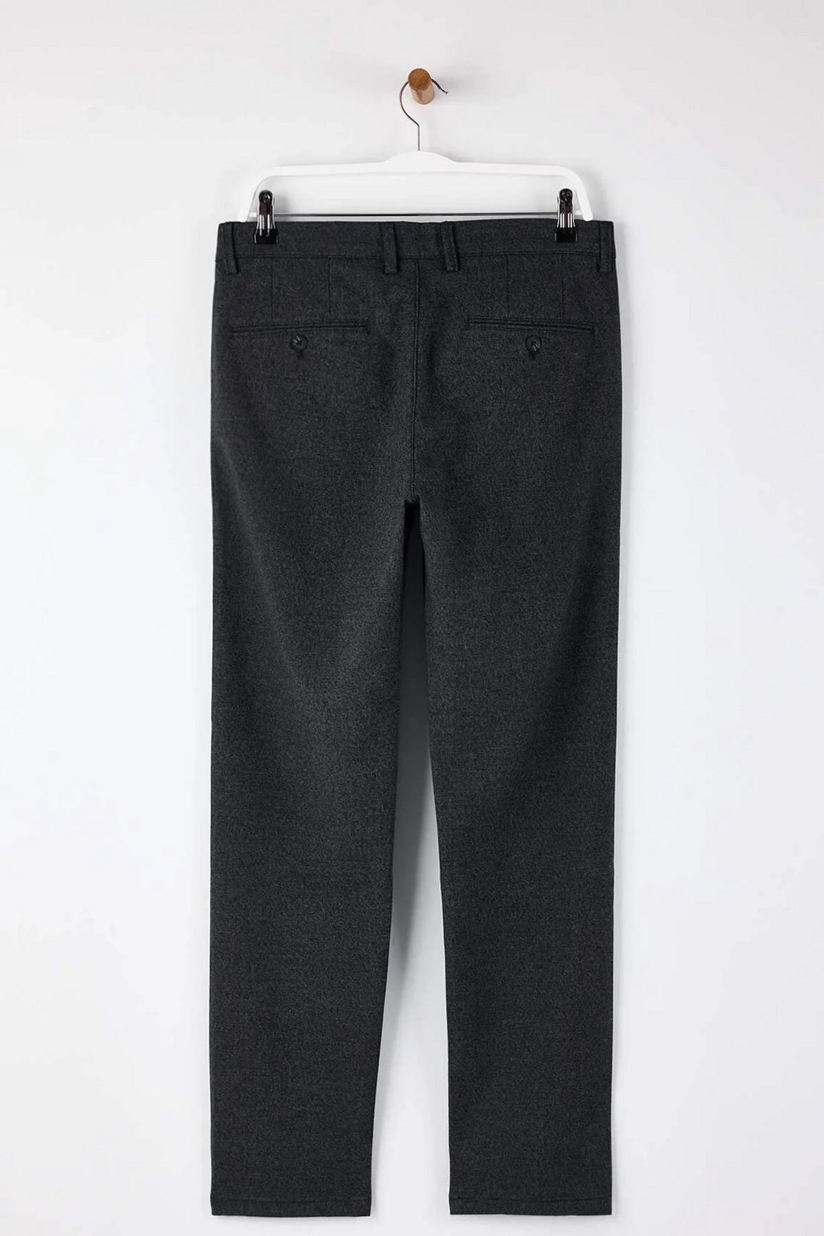 Pantalone TMNAW26PL00028 - crna [djesi-src-28013a2e539027d61438f11dfb4cd6843d8b1007530df606770a45b51b102a33]