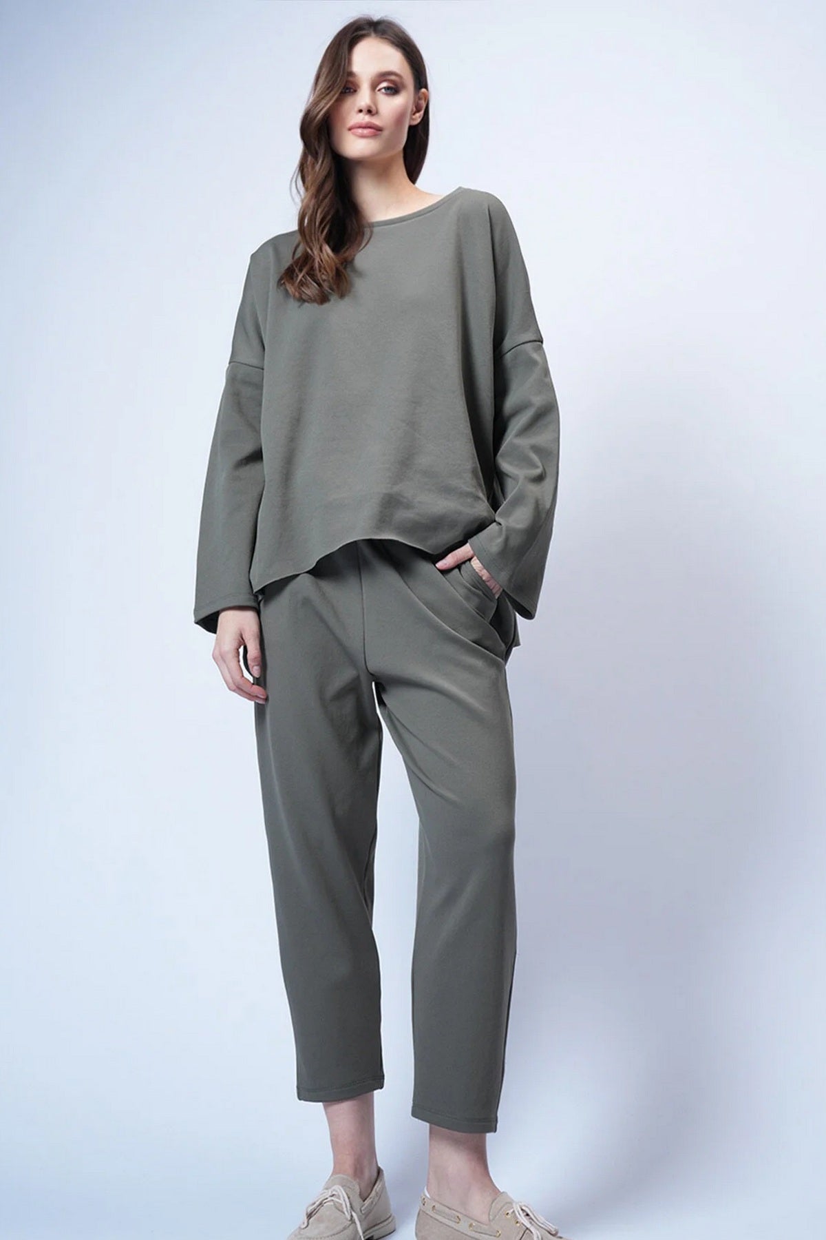 Kompleti ALC-X13270 - khaki [djesi-src-cf0a15e324073cdff4a3021bf086a49a267a271a7512354146304f9819f219ba]