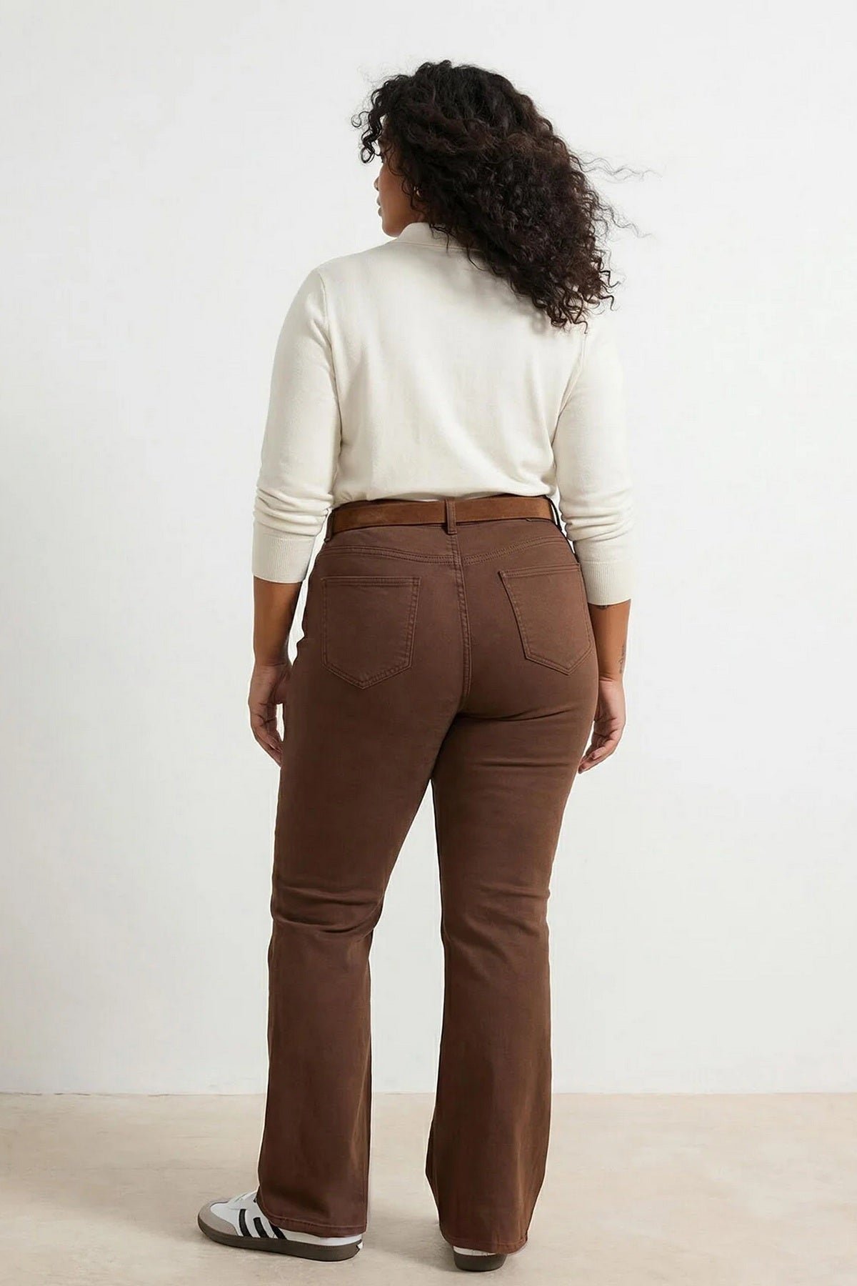 Jeans TBBSS23AR00007 - braon [djesi-src-1751beb75da28344dab6d3fc2a9959407754009489d1de9c985082f433e17a2c]