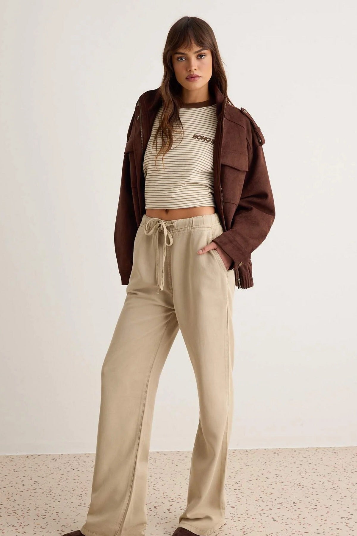 Jeans TWOSS24JE00203 - bež [djesi-src-a0a3737b3cda53d3439ee9b296af98283363e8e611c7f83daf6efb2cd047b500]