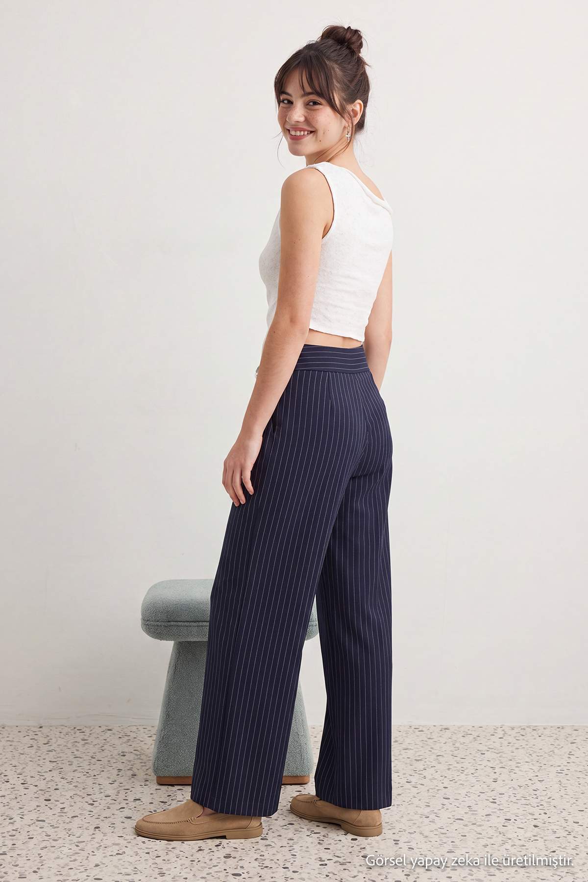 Pantalone TWOAW27PL00027 - teget [djesi-src-c41be752db3b4848a8c24b8cd96bb3b1657e71468d203eb818b81d727f9cfd1b]