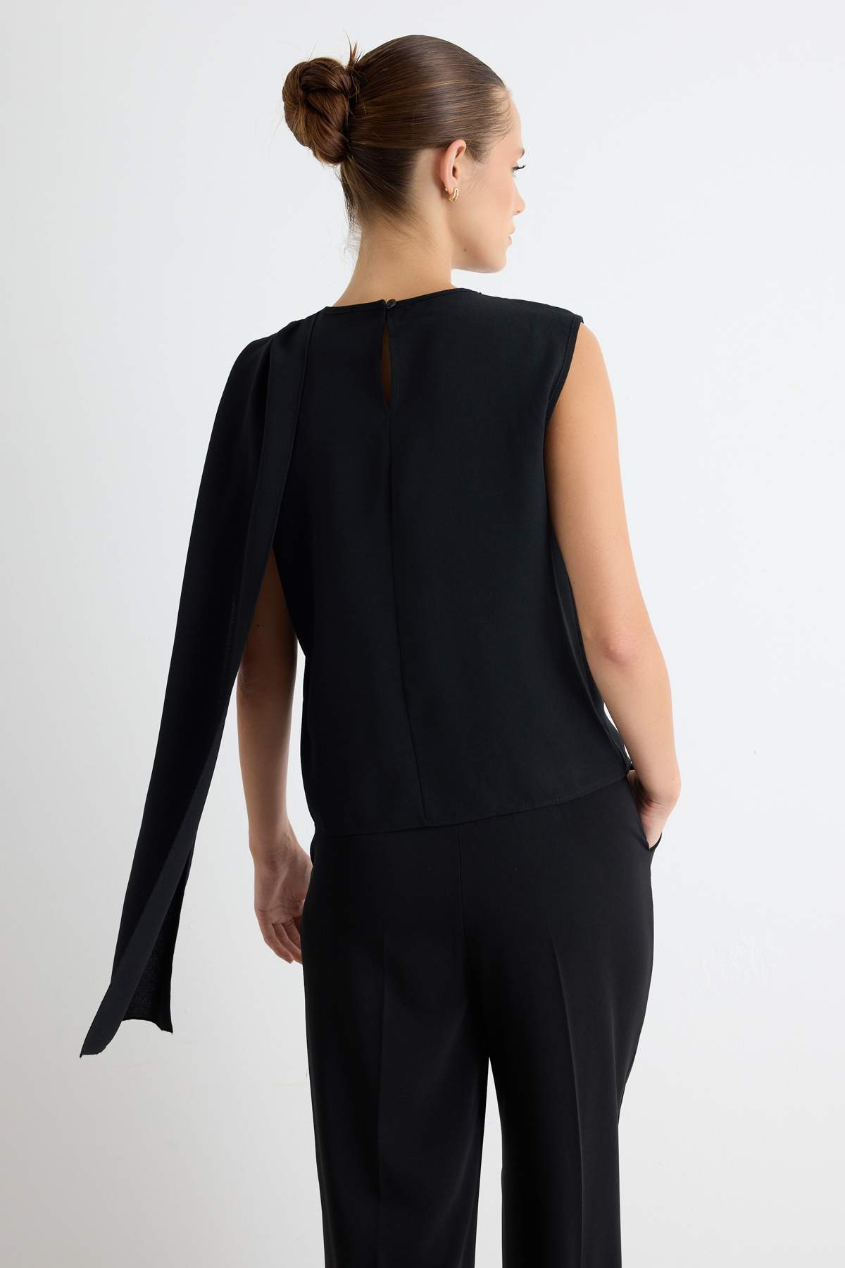 Bluze TWOAW27BZ00231 - crna
