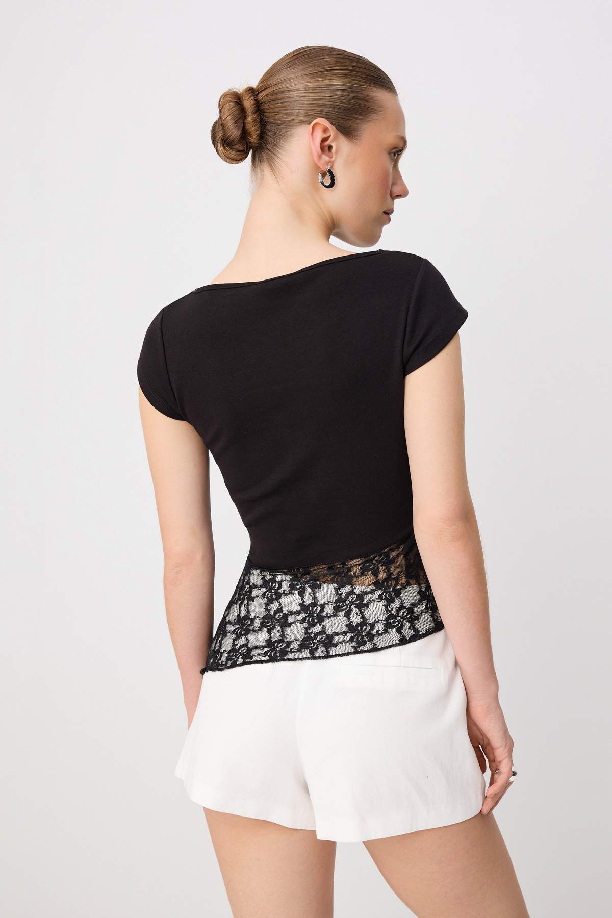 Bluze TWOSS26BZ01060 - crna