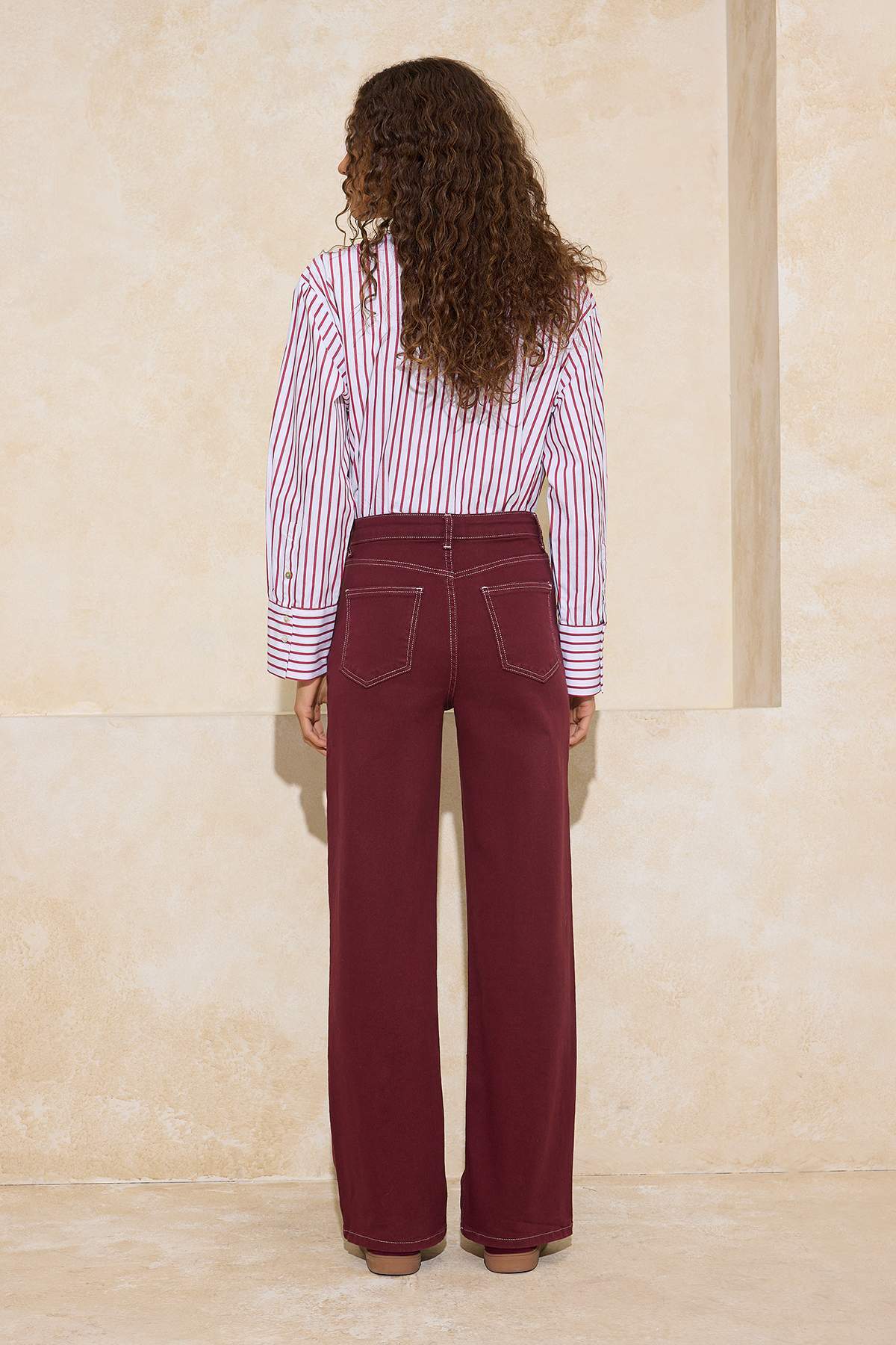 Farmerke TWOAW26JE00299 - bordo