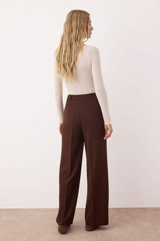 Pantalone TWOAW25PL00109 - braon [djesi-src-ee5560e6190070769964b726e2cc22867c29cae4e724cd1704936642c22f7d8c]