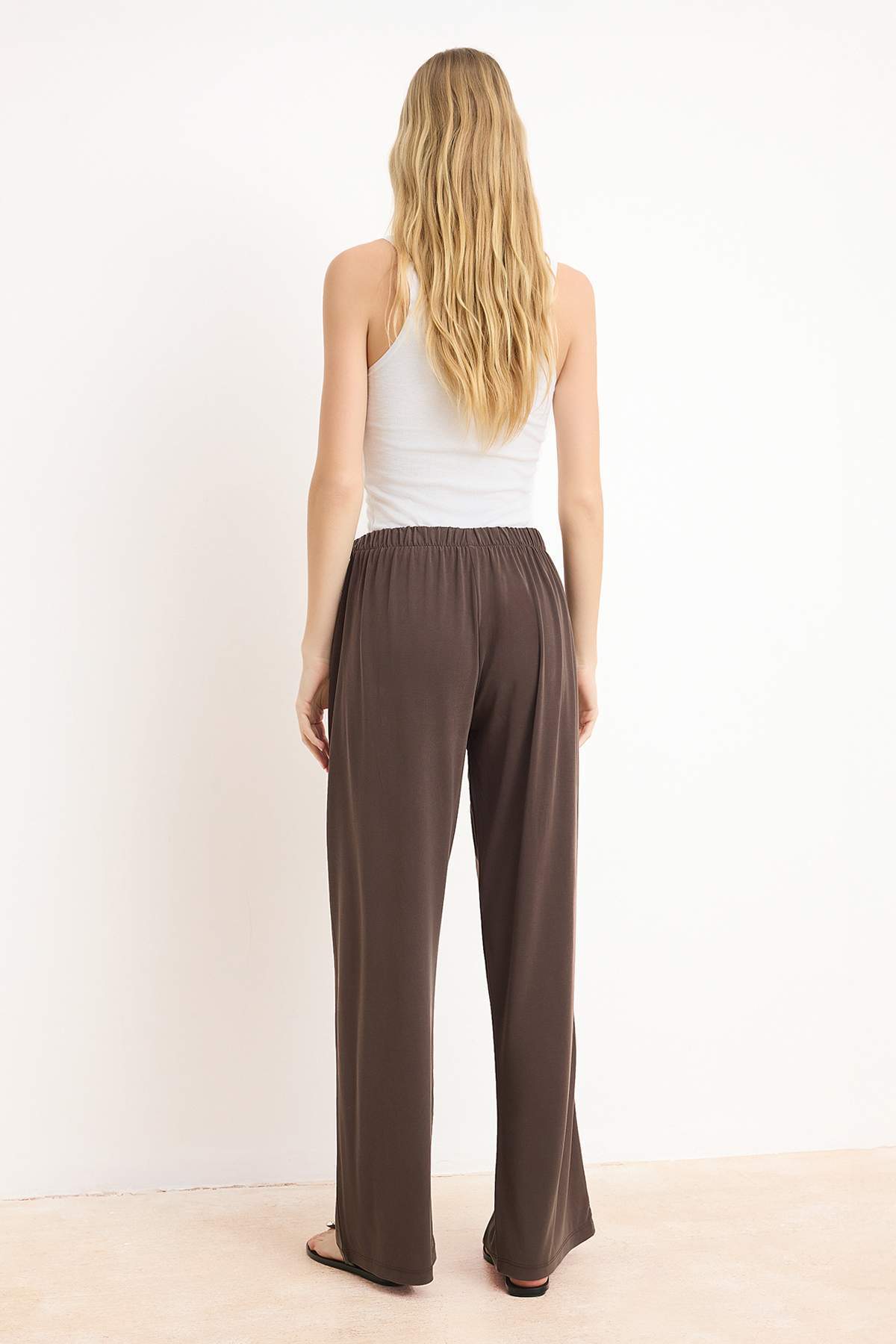 Pantalone TWOAW25PL00073 - braon [djesi-src-229617dbfa883f60f3977ab19b59e55cf142f422dab9d15b8f51eed7dcf0cd4d]